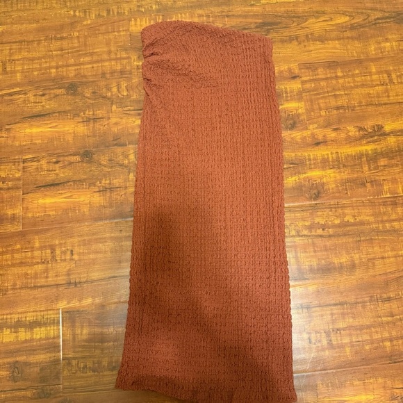 Zara Dresses & Skirts - ZARA Mauve Ruched Skirt – Size Small NWOT